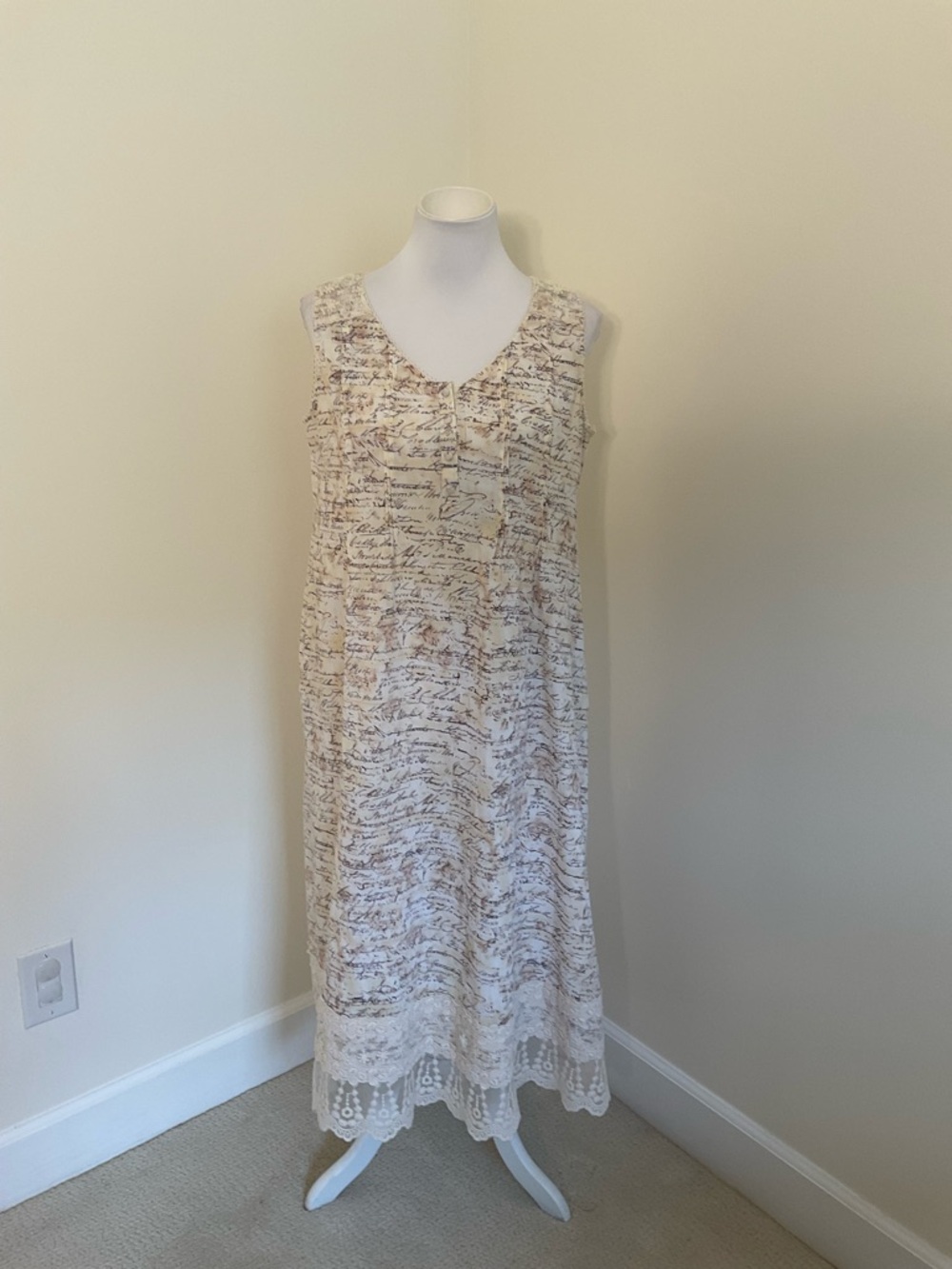 Soft Surroundings Cream Script-Print Sleeveless Maxi Dress